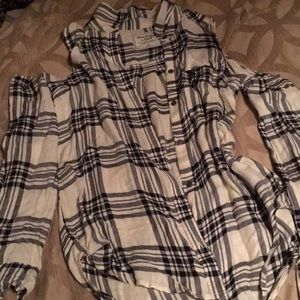 Abercrombie plaid shirt with shoulder cut out